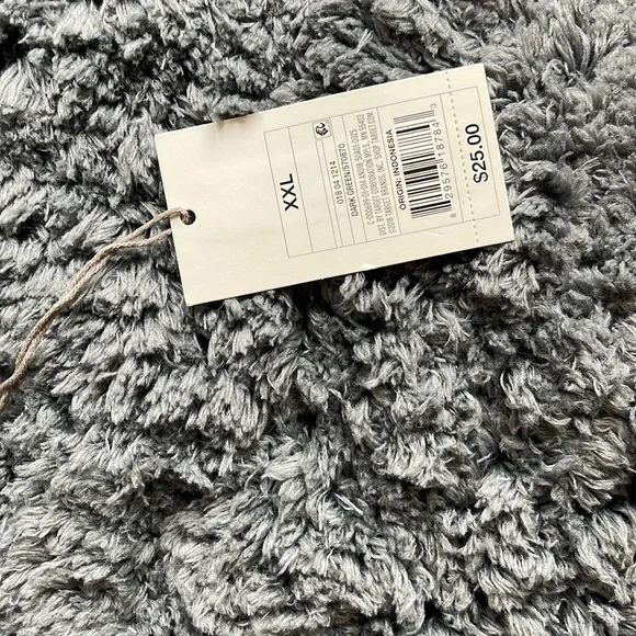 Women’s olive green pleather pants - Picture 2 of 3